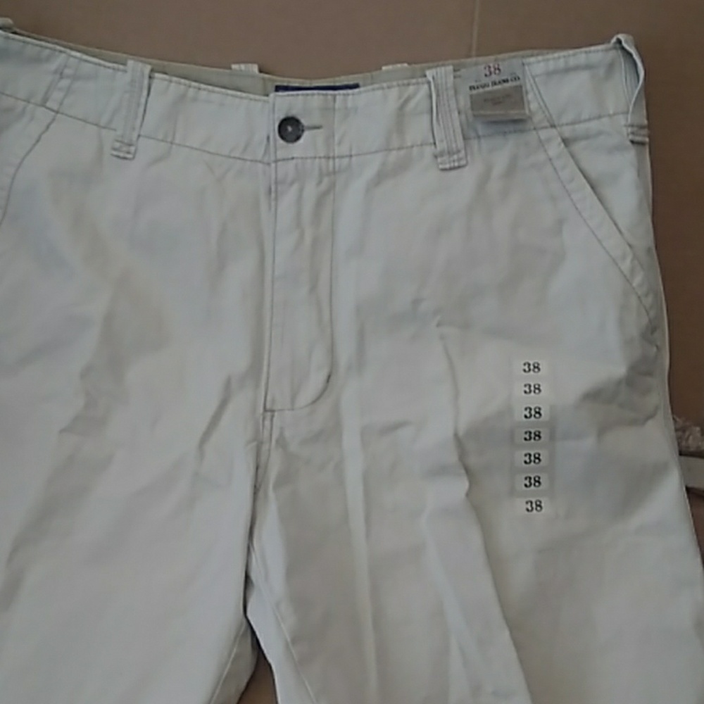 Plugg Shorts